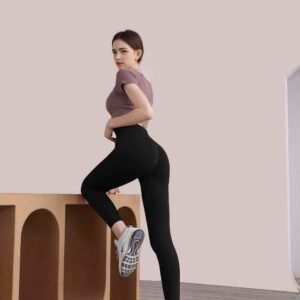 спортивные шорты для плавания