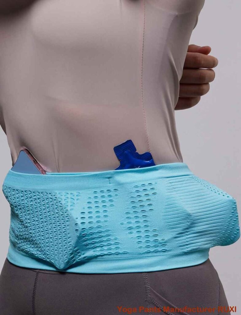 фиолетовые волейбольные шорты